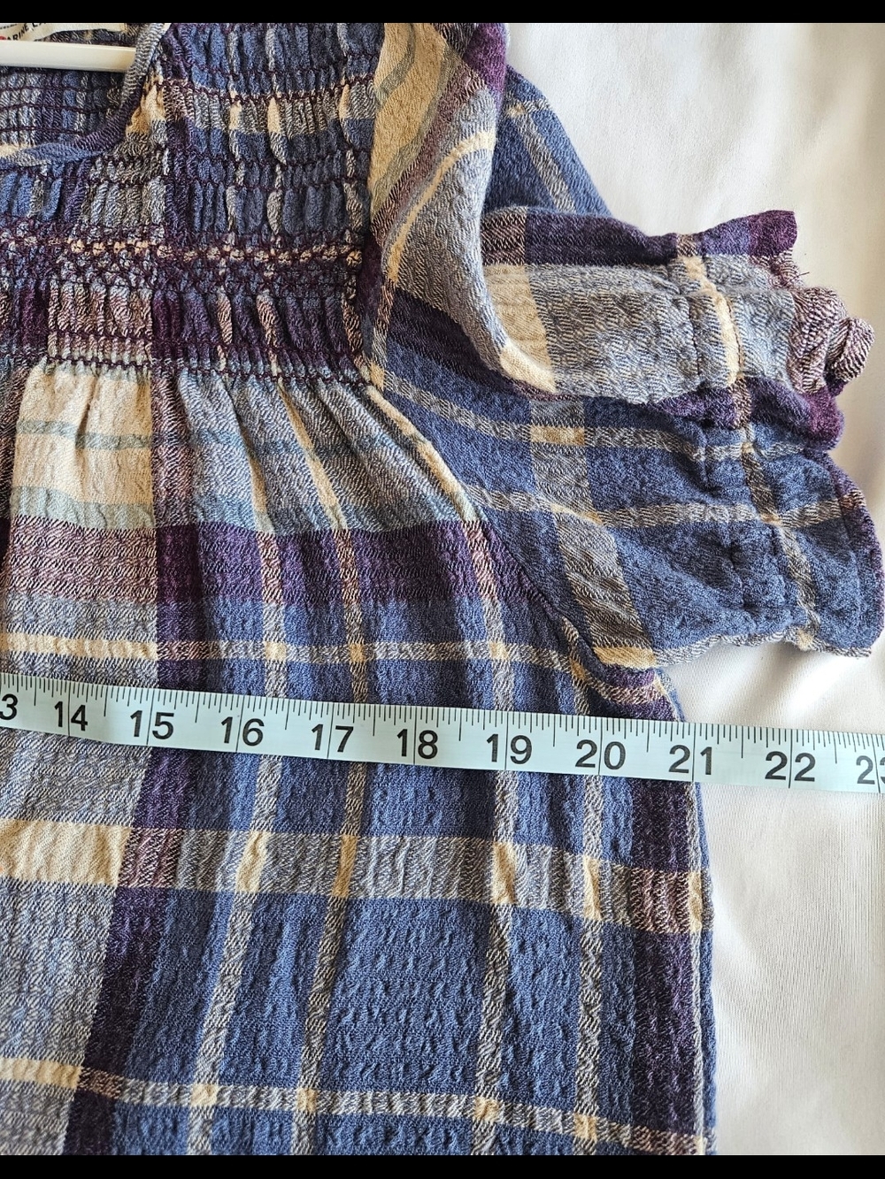 Marine Layer Elena Smocked Top - Picture 4 of 7
